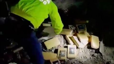 Incautación de cocaína en Cali: hallan 500 kilos enterrados en taller de latonería